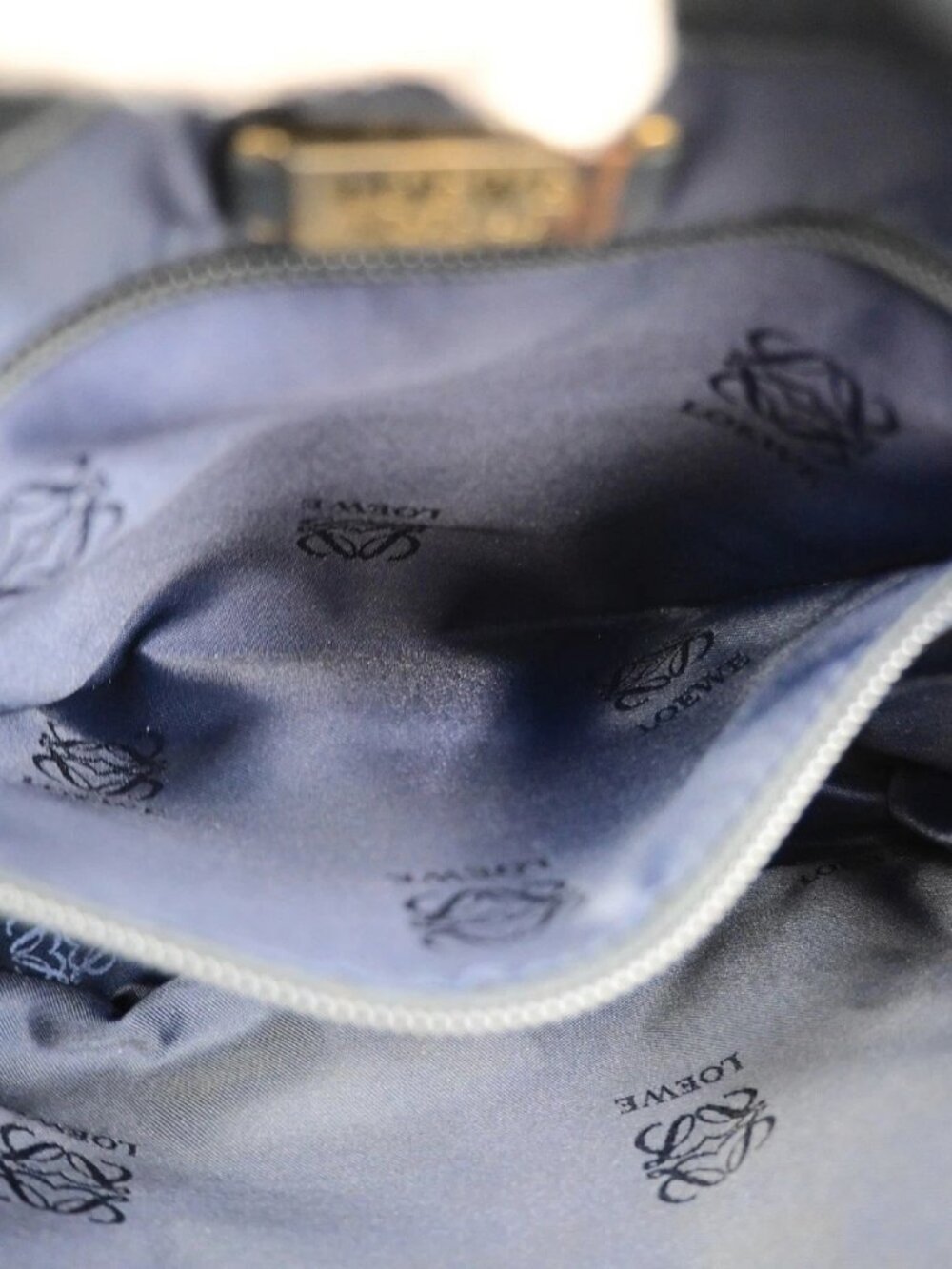 LOEWE Logo Drawstring Anagram Shoulder Bag Leather Navy Blue GHW Spain 83KD267 - Picture 13 of 16